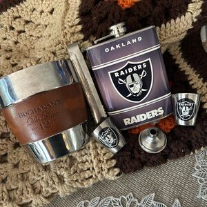Oakland Raiders Stainless Flask Set with Shot Cups